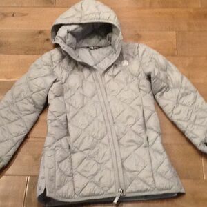 Girls the north face thermoball